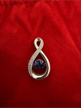 925 sterling silver Infinity Pendant Necklace Blue Gemstone Dancing Rocking
